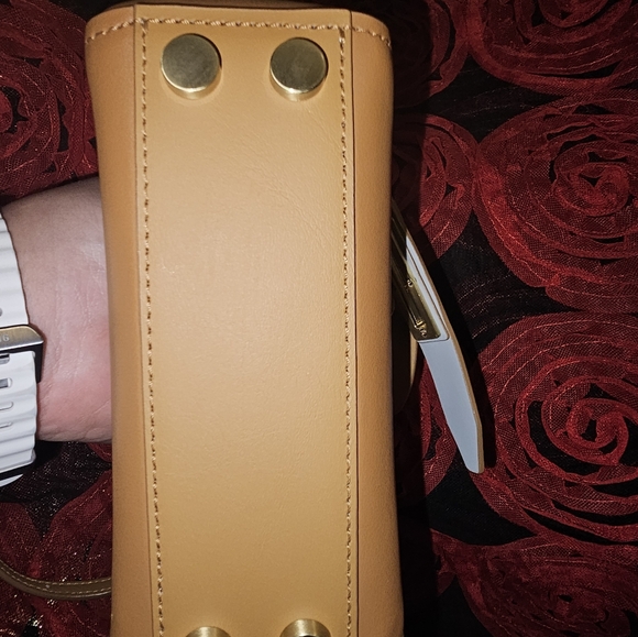 Zac Posen Brigette belted crossbody bag. - Picture 9 of 9